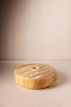 Load image into Gallery viewer, Urn 4 - 118