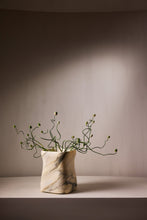 Load image into Gallery viewer, Vessel 18, Bucket - 085
