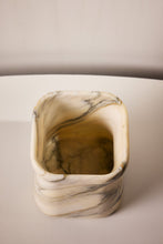 Load image into Gallery viewer, Vessel 18, Bucket - 085
