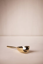 Load image into Gallery viewer, Object 13, Cast Scoop - 180
