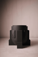 Load image into Gallery viewer, Planter 1 - 250
