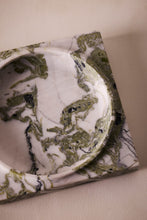 Load image into Gallery viewer, Plinth 10 - 275
