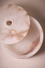 Load image into Gallery viewer, Urn 4 - 287
