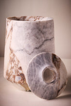 Load image into Gallery viewer, Urn 9 - 292
