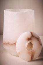 Load image into Gallery viewer, Urn 9 - 293
