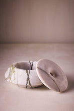 Load image into Gallery viewer, M. Fisher Stone Container Pocket Decorative Marble Linge Vert Green White 2
